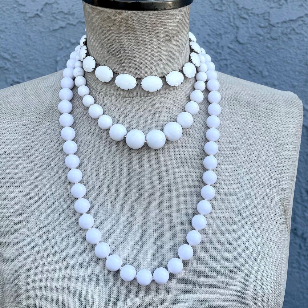 White Beaded Necklace Set Simple Minimalist Jewelry Mid Century